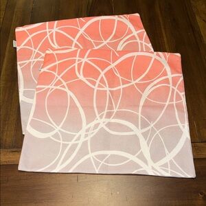 CaliTime Outdoor Pillow Covers (2) Coral and White Patterned Hidden Zipper